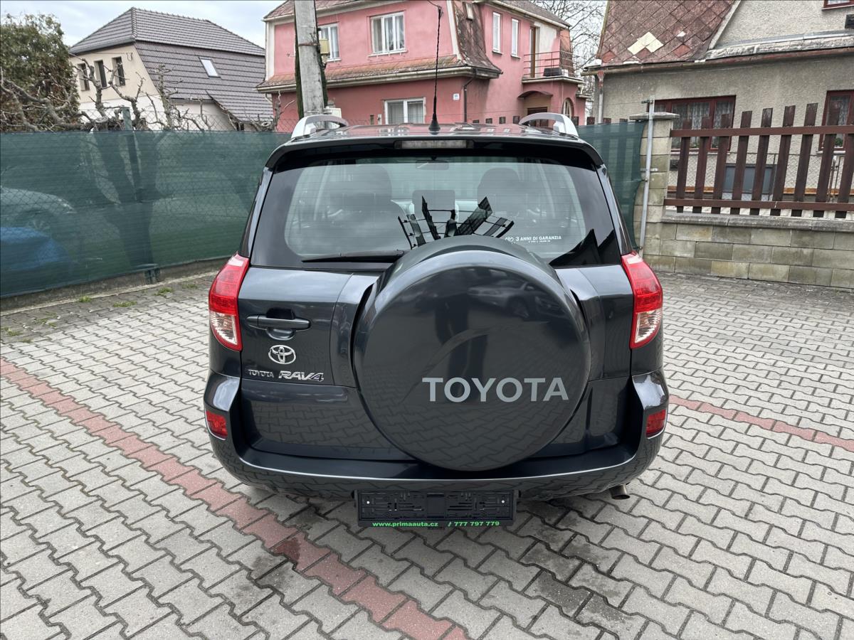 toyota-rav4-2-2-d-4d-bez-koroze-po-servise - 3