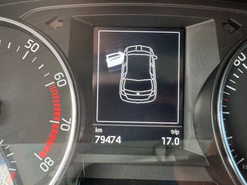 skoda-fabia-1-2-tsi-dsg-ambition - 9