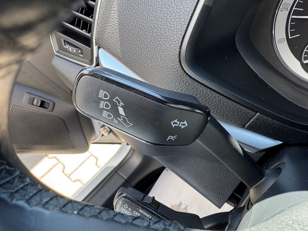 skoda-karoq-1-5-tsi-ambition - 8