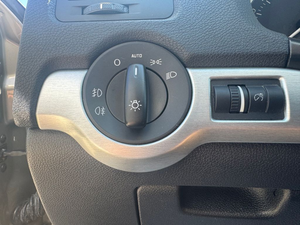 skoda-octavia-combi-2-0-tdi-4x4-scout - 7