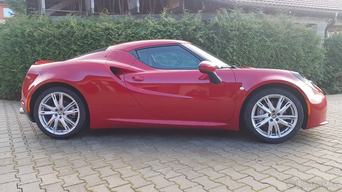 alfa-romeo-4c - 3