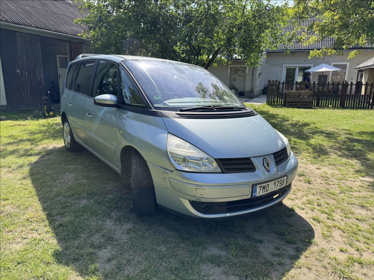 renault-espace-2-0 - 8