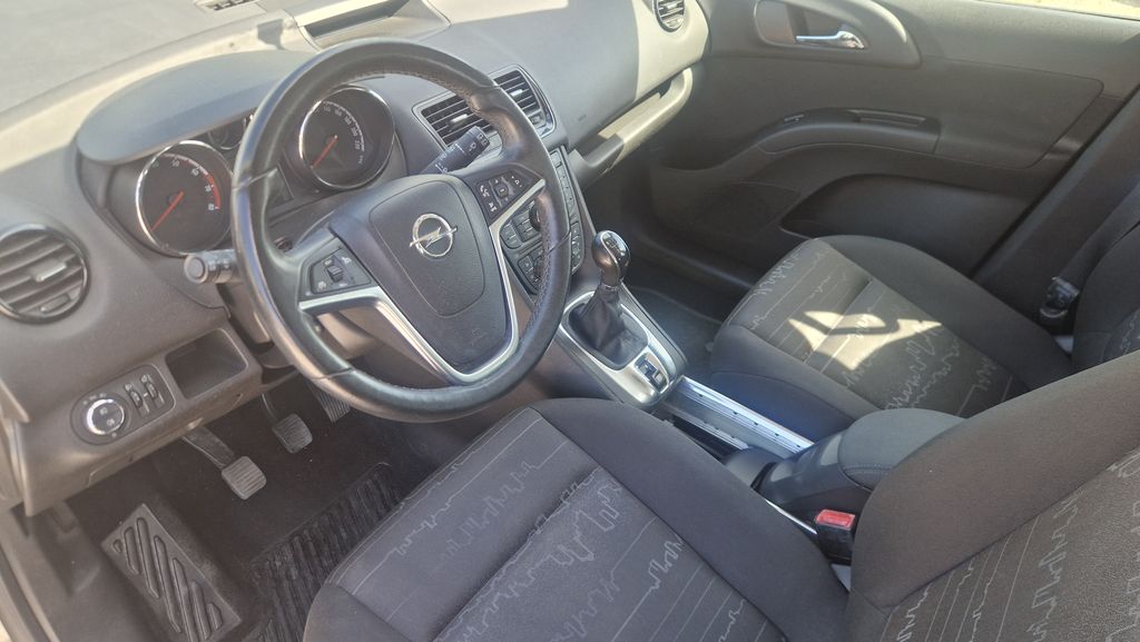 opel-meriva-1-4-16-v - 7