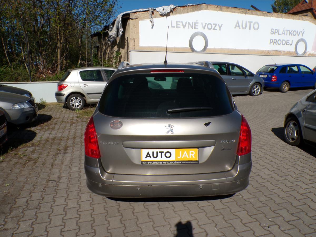 peugeot-308-1-6-hdi-klimatizace - 4