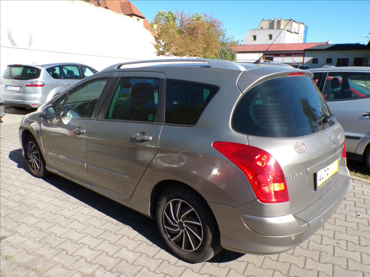 peugeot-308-1-6-hdi-klimatizace - 5