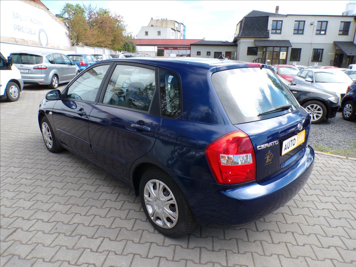 kia-cerato-1-6-crdi - 3