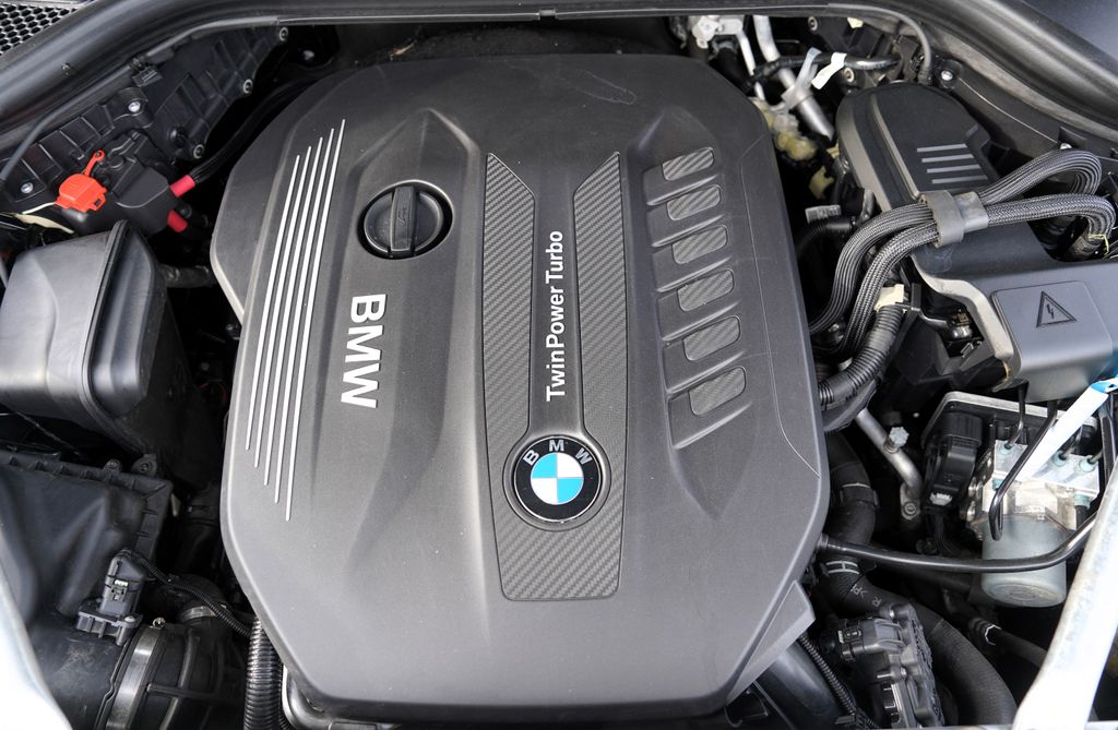 bmw-x3-3-0d-xdrive-mpaket-led-hud - 9