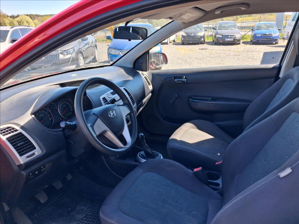 hyundai-i20-1-3 - 8