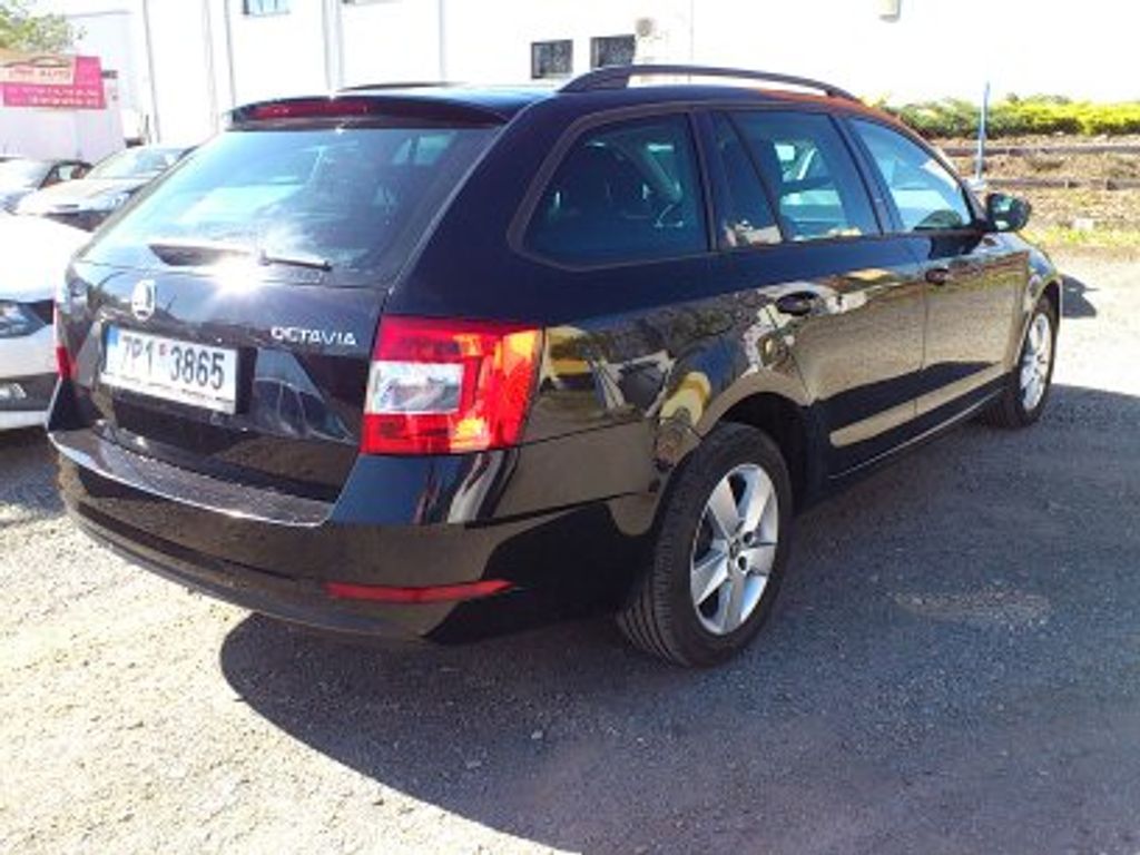 skoda-octavia-2-0-tdi-110-kw-6-kvalt - 2