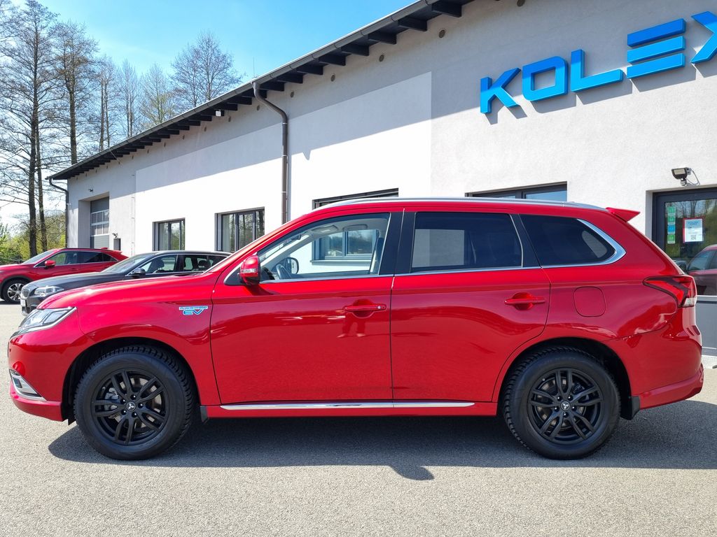 mitsubishi-outlander-2-4-phev-4x4 - 1