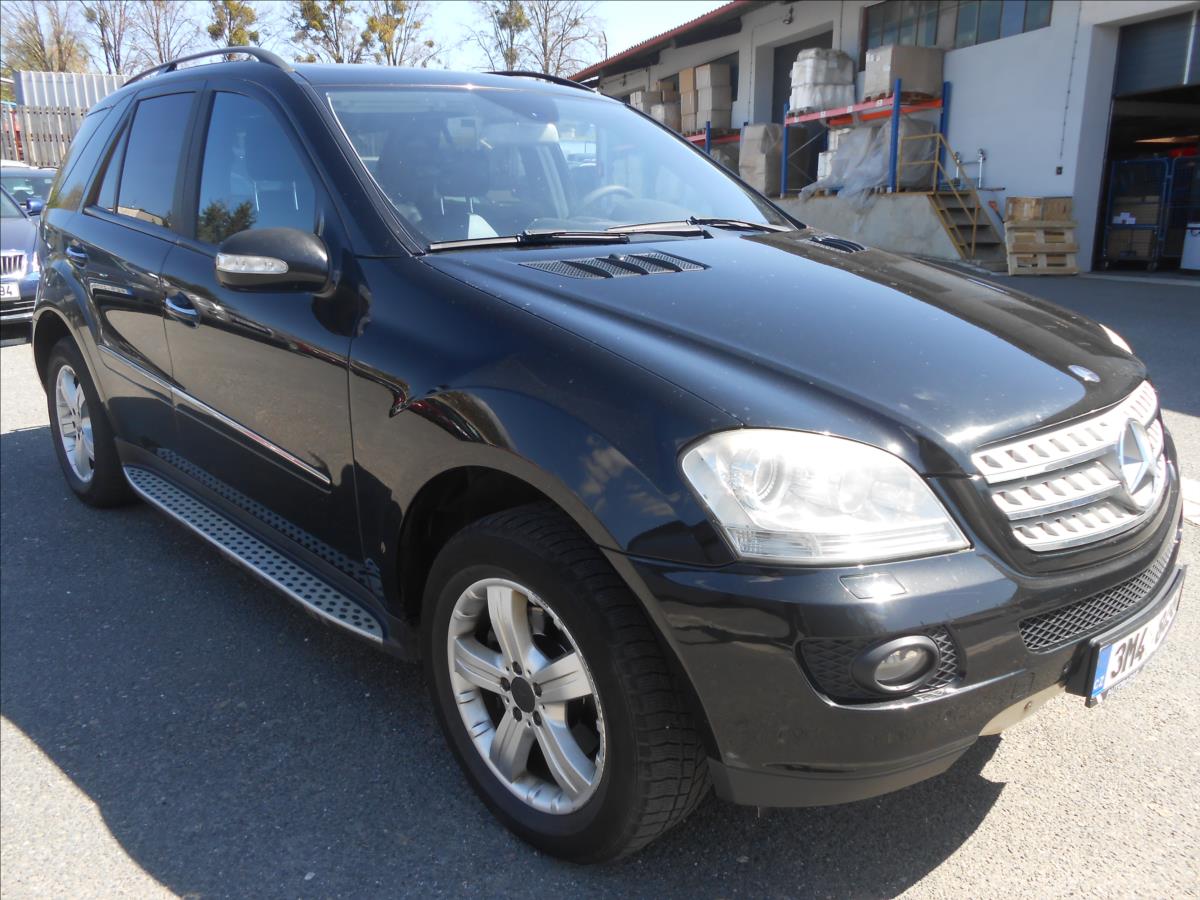 mercedes-benz-tridy-m-3-0-ml-320-cdi-4-matic - 2