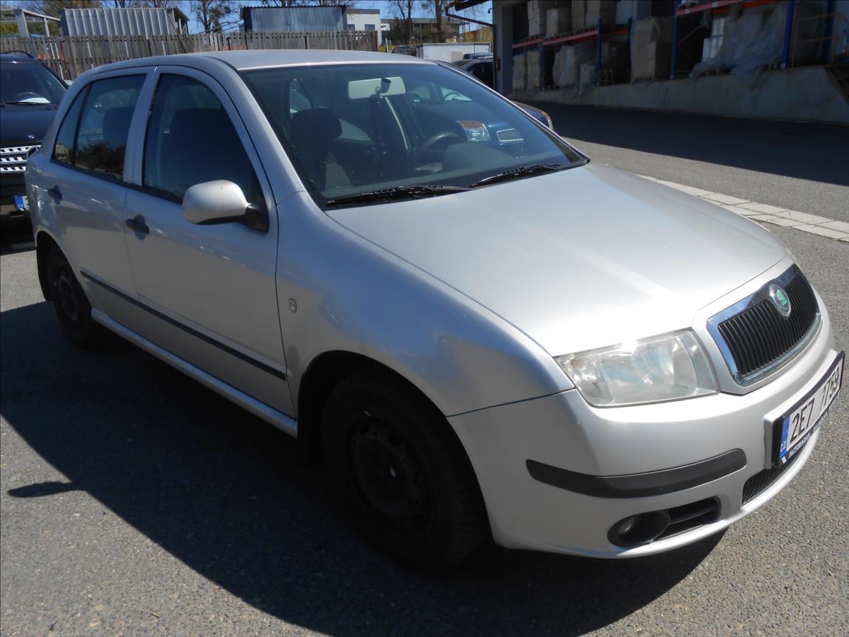 skoda-fabia-1-2-htp-40kw - 2