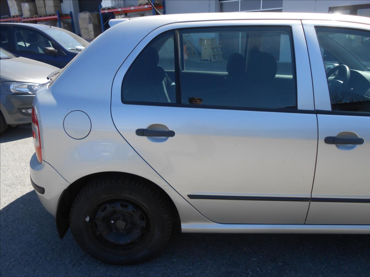skoda-fabia-1-2-htp-40kw - 4