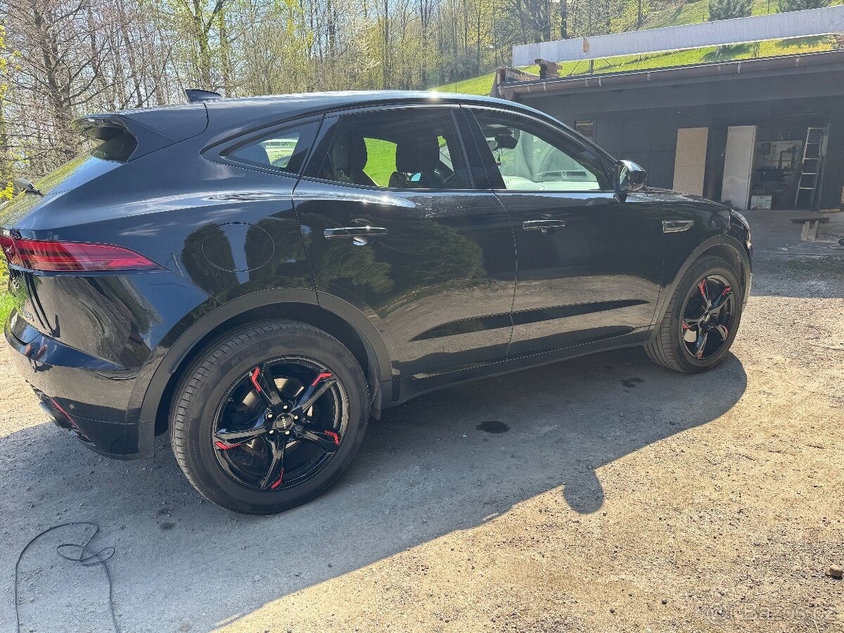 jaguar-e-pace-2-0 - 3