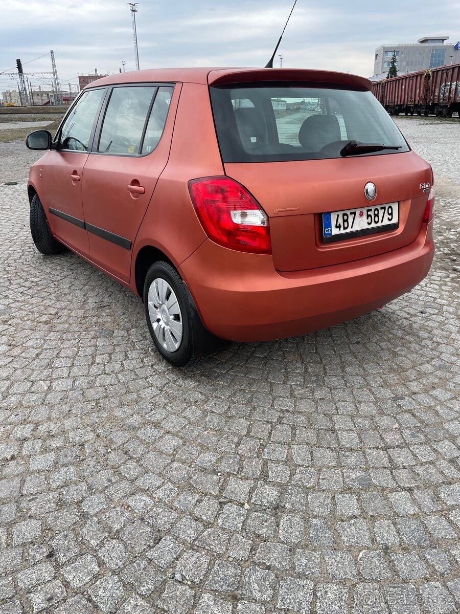 skoda-fabia-1-2-usporna-nova-stk - 9