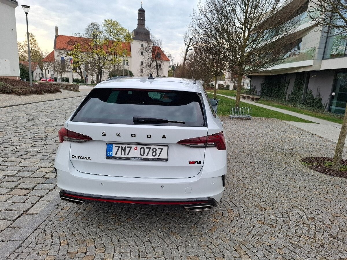 skoda-octavia-rs-4x4-matrix-tazne-zaruka - 2