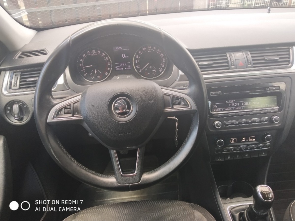 skoda-rapid-1-6-tdi-66kw - 4