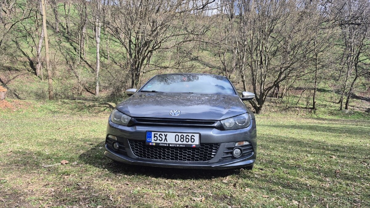 volkswagen-scirocco-2-0 - 3