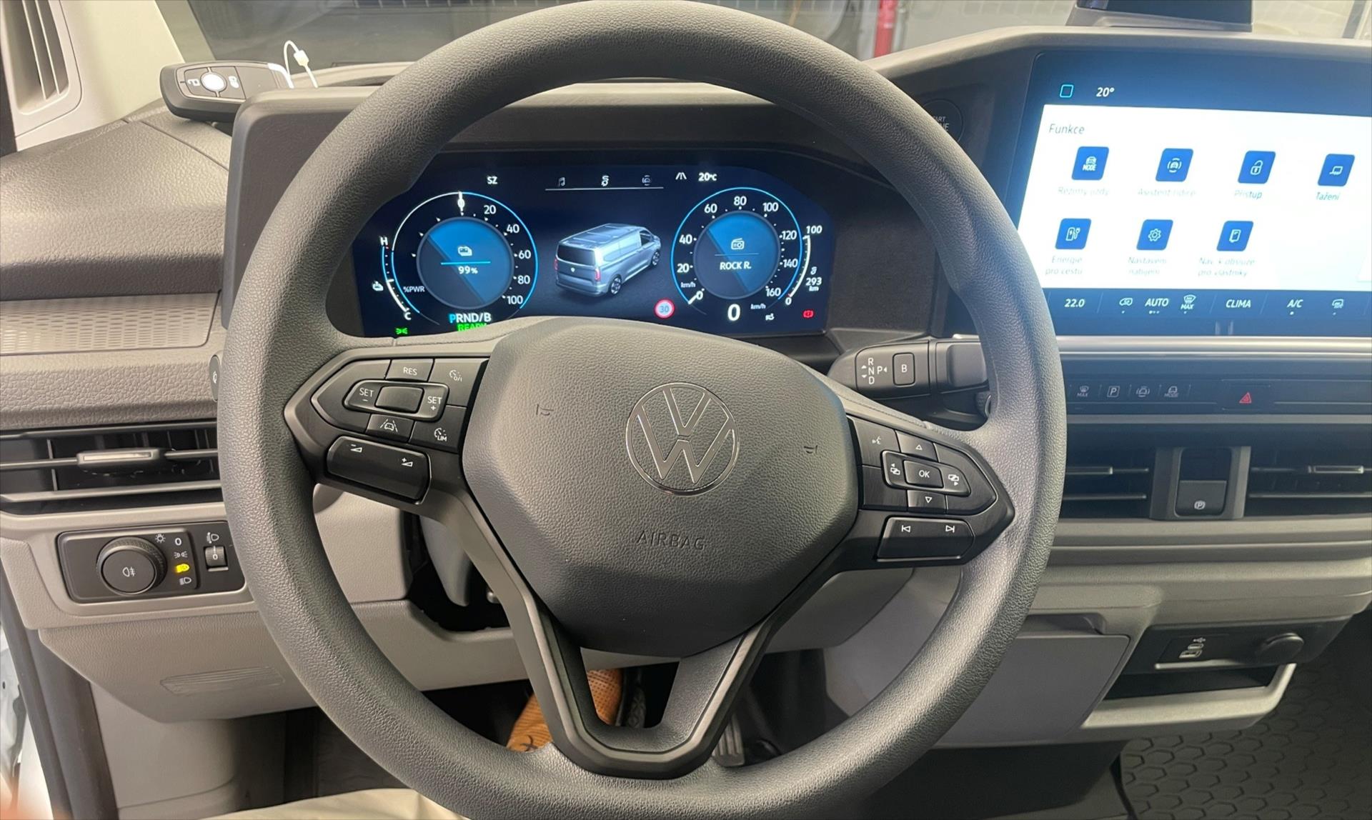 volkswagen-transporter-e-transporter-skrin-100-kw-dr - 7