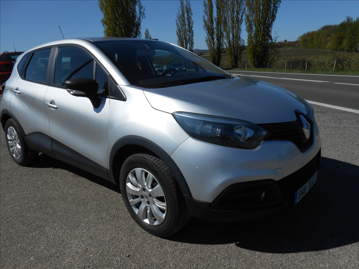 renault-captur-0-9-tce-66-kw-historie - 3