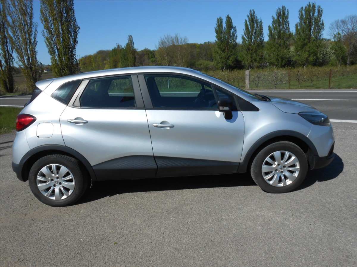 renault-captur-0-9-tce-66-kw-historie - 5