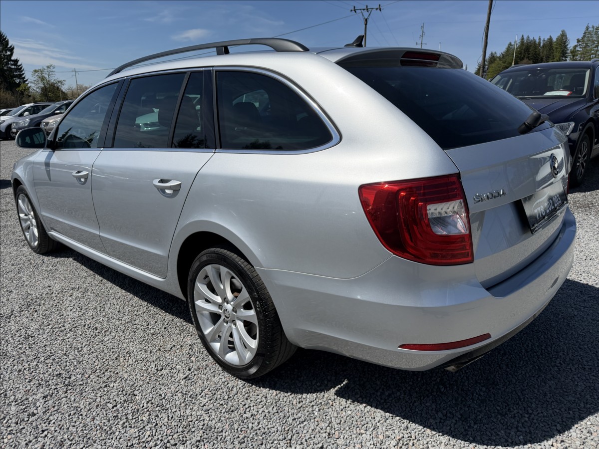skoda-superb-2-0-tdi-103-kw-dsg - 4