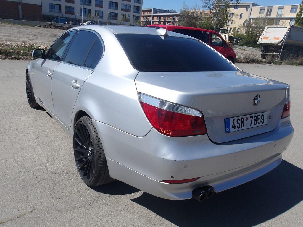 bmw-rada-5-xi-4x4-aut - 8