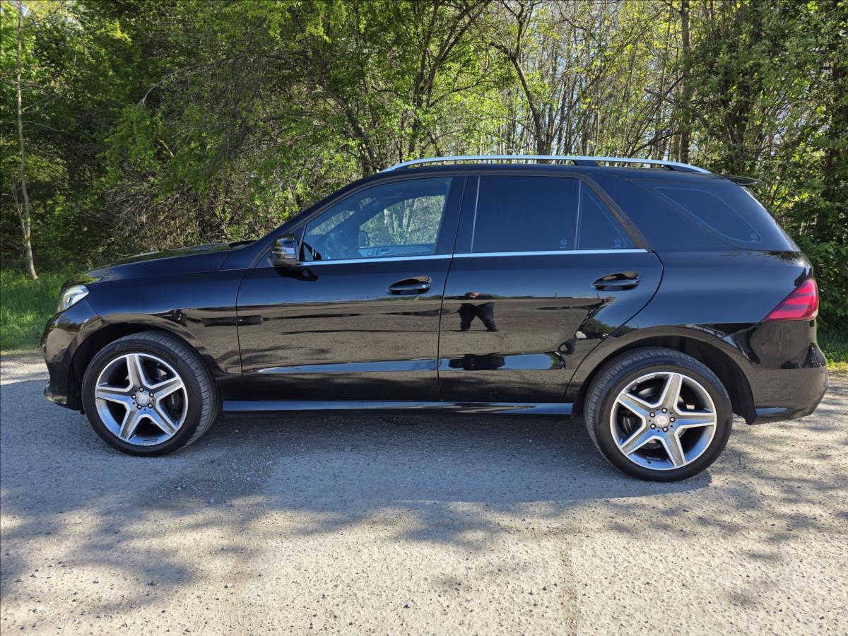 mercedes-benz-gle-2-1-250d-4-matic-1-majitel-250d-4-matic-1-majitel - 2