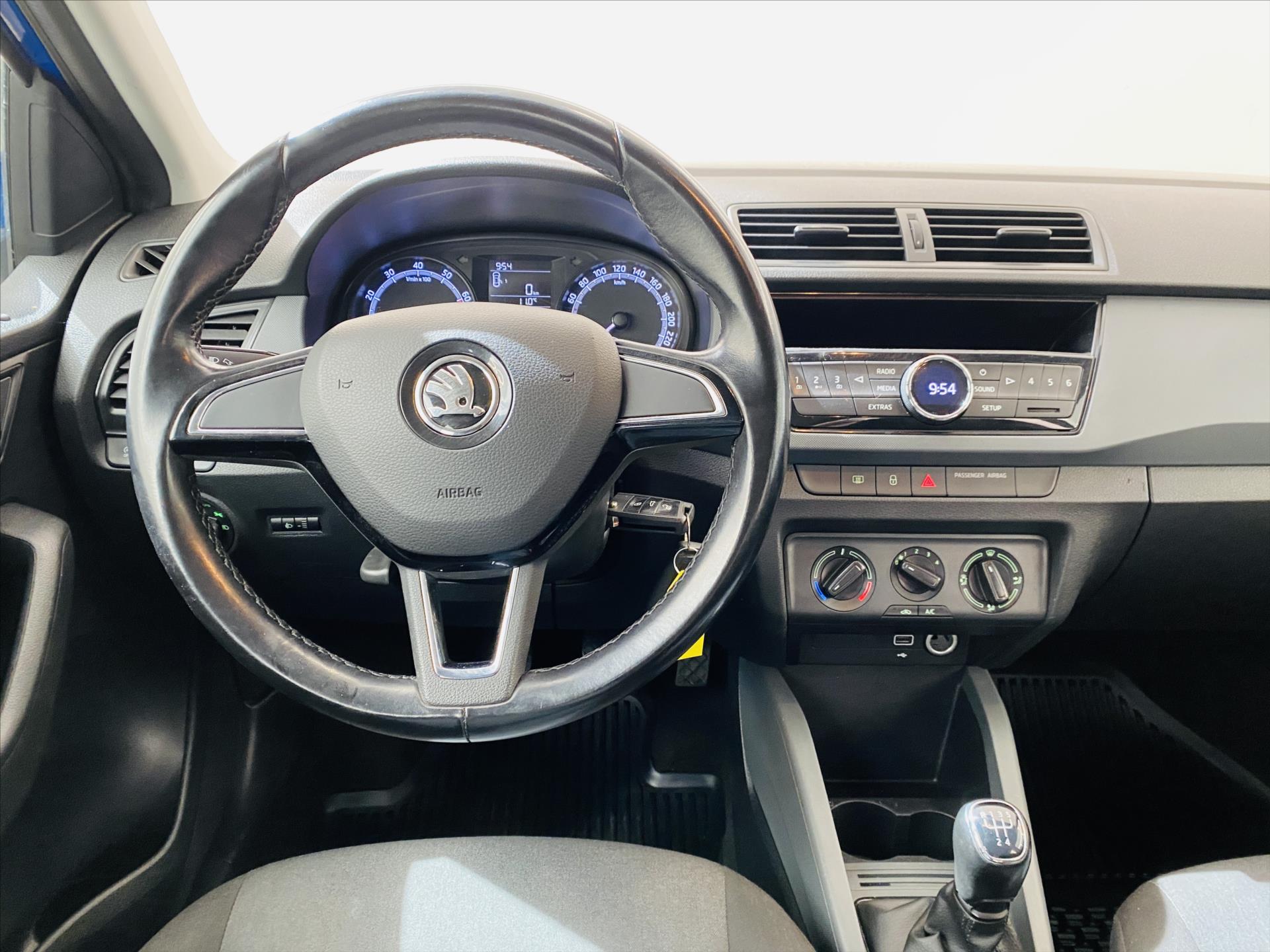 skoda-fabia-1-0-tsi-70kw-active - 9