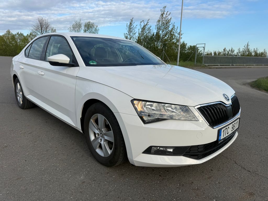 skoda-superb-2-0-tdi-110-kw - 6