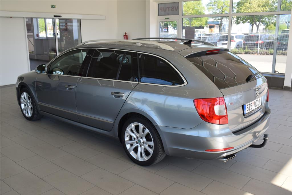 skoda-superb-2-0-tdi-webasto-tazne-servis - 7