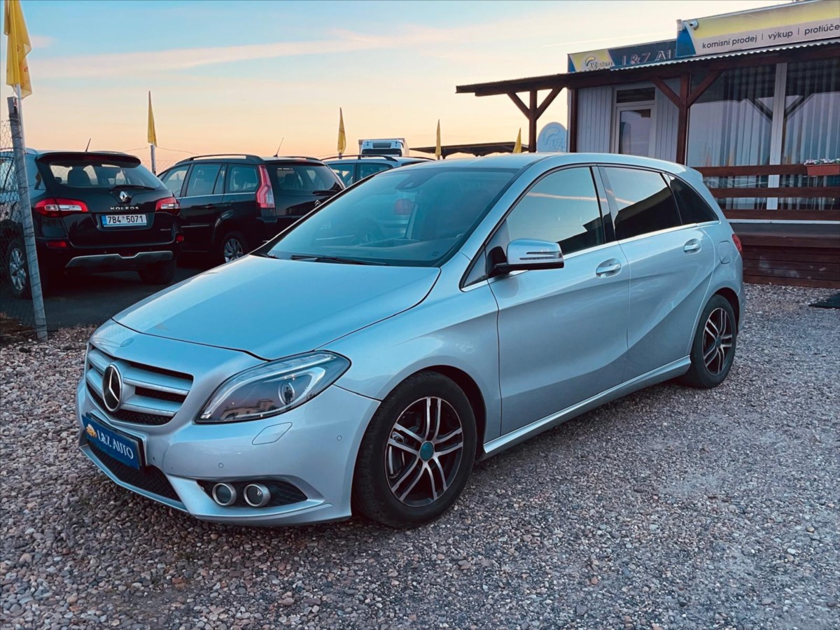 Mercedes-Benz Třídy B 1,6 220