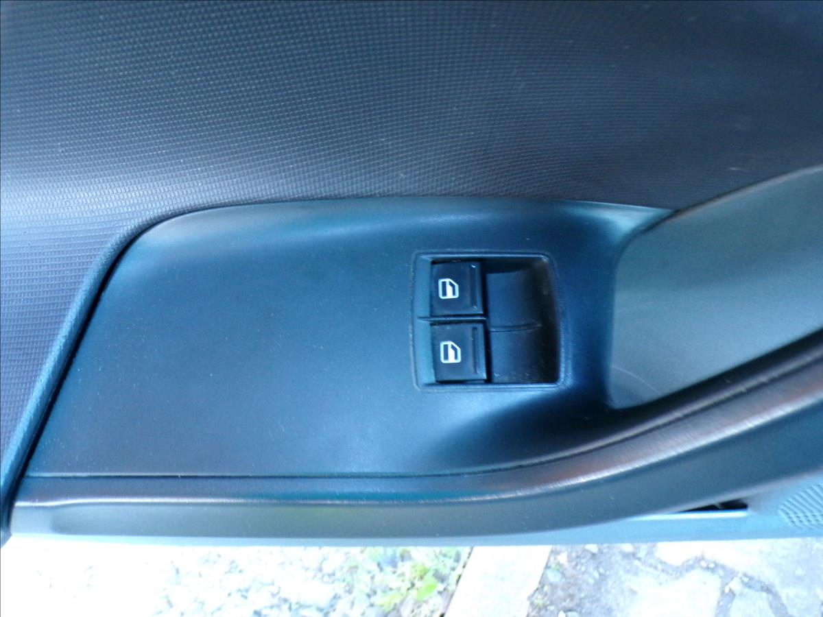 seat-ibiza-1-2-12v-klima - 8