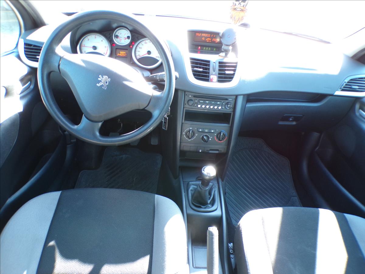 peugeot-207-1-4-hdi-klima - 6