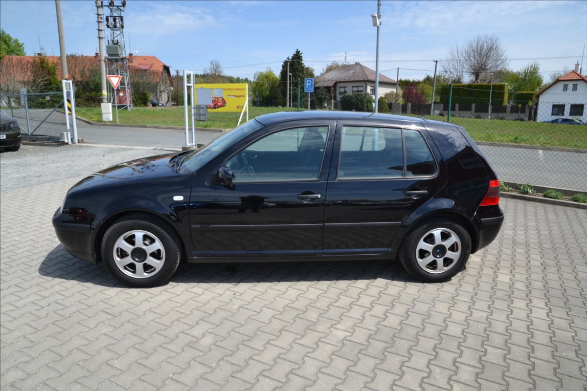 volkswagen-golf-1-4-16v-55-kw-eko-uhrazeno-iv - 3
