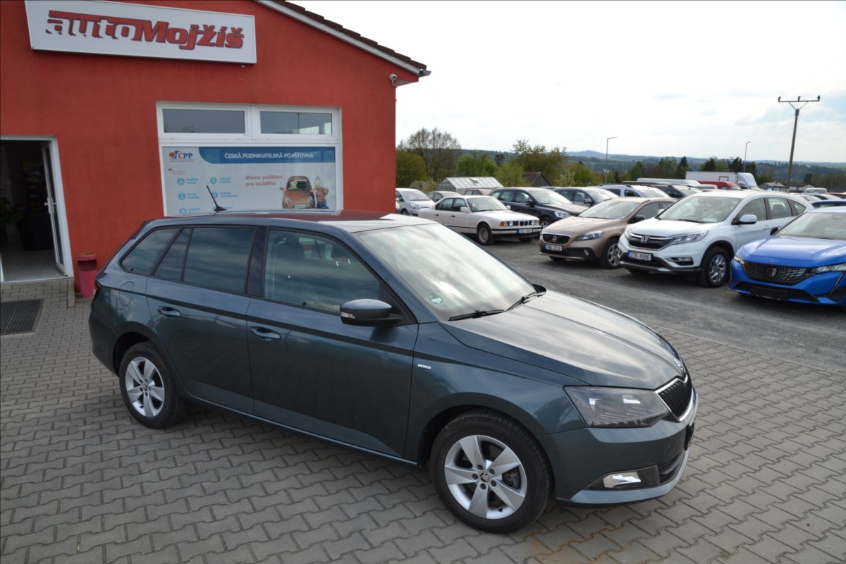 skoda-fabia-1-0-tsi-digiklima-tempomat-pekne-iii - 6