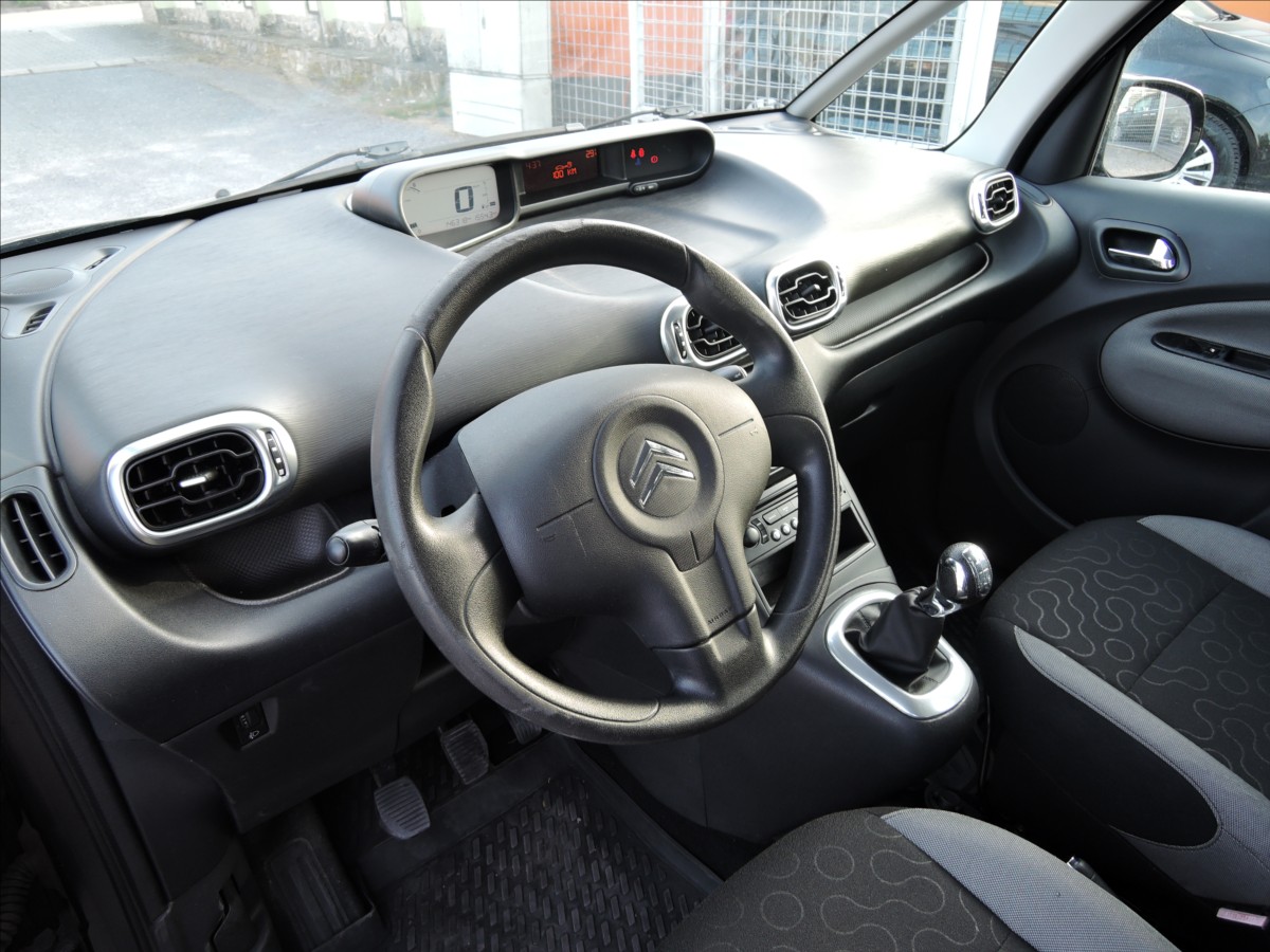 citroen-c3-picasso-1-4-vti-tazne-senzory-servis - 8