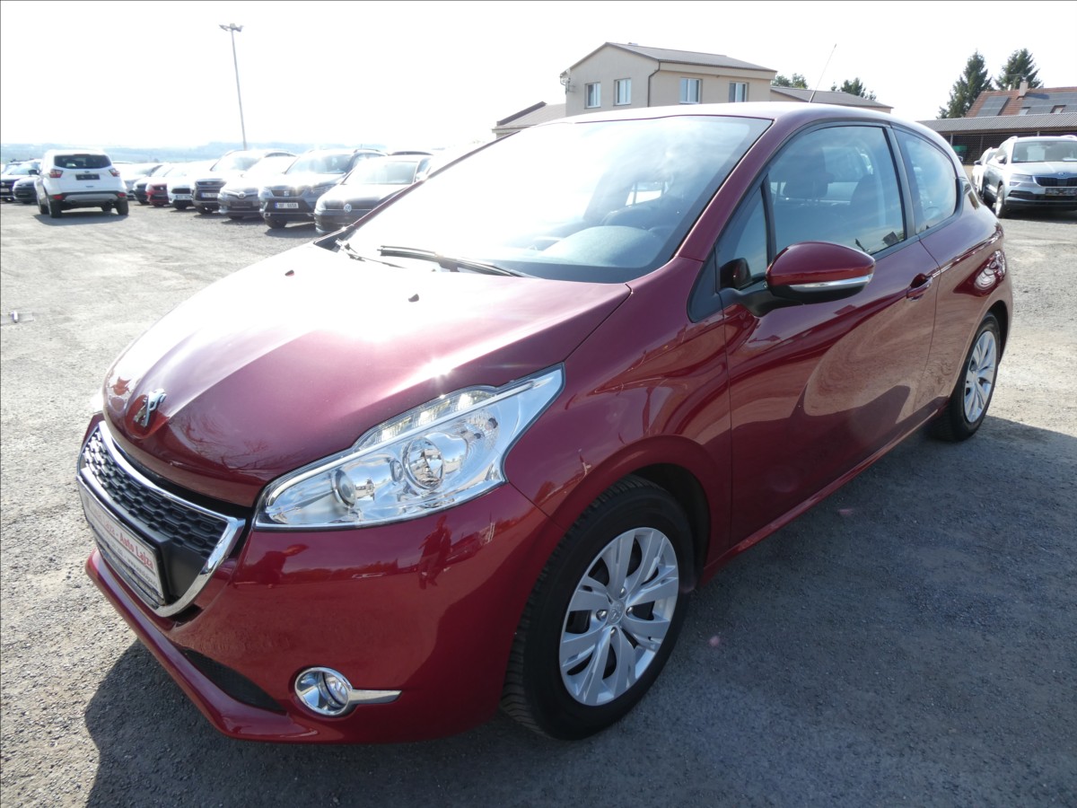 peugeot-208-1-2-i-60kw-1-majitel-serviska - 2