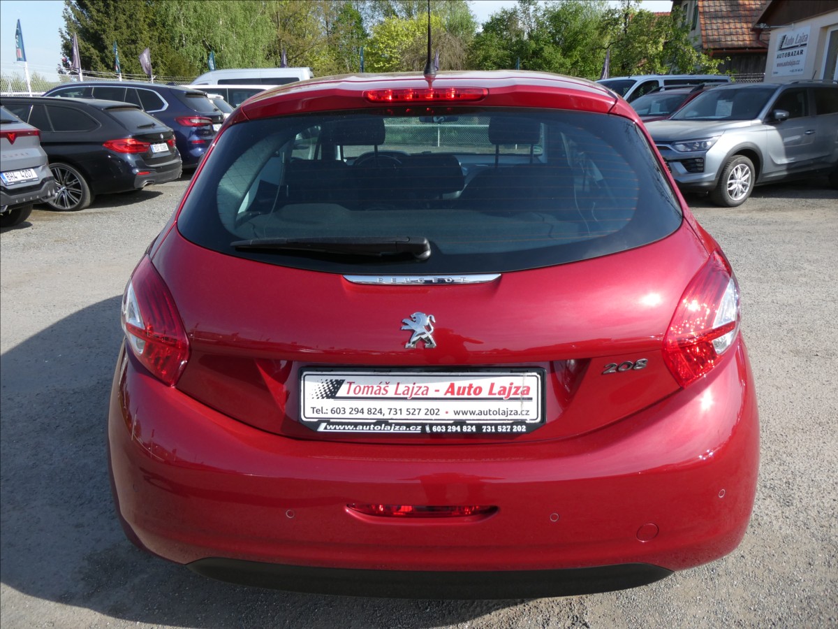 peugeot-208-1-2-i-60kw-1-majitel-serviska - 7