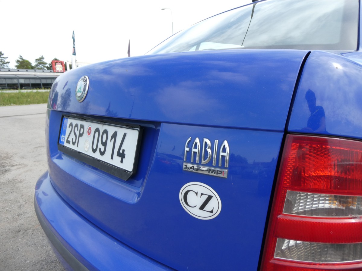 skoda-fabia-1-4-mpi-zaves-koupeno-v-cr - 7