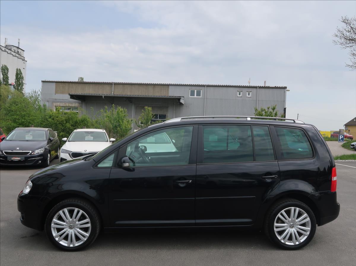 volkswagen-touran-2-0-tdi-103kw-aut-klima-tazne - 5