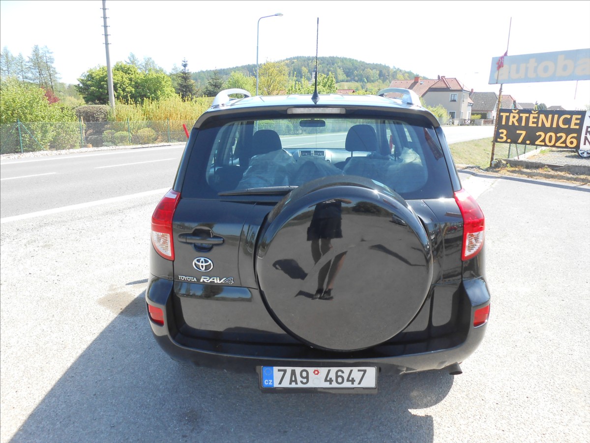 toyota-rav4-2-0-vvti-112kw-cz-serviska-4x4 - 4