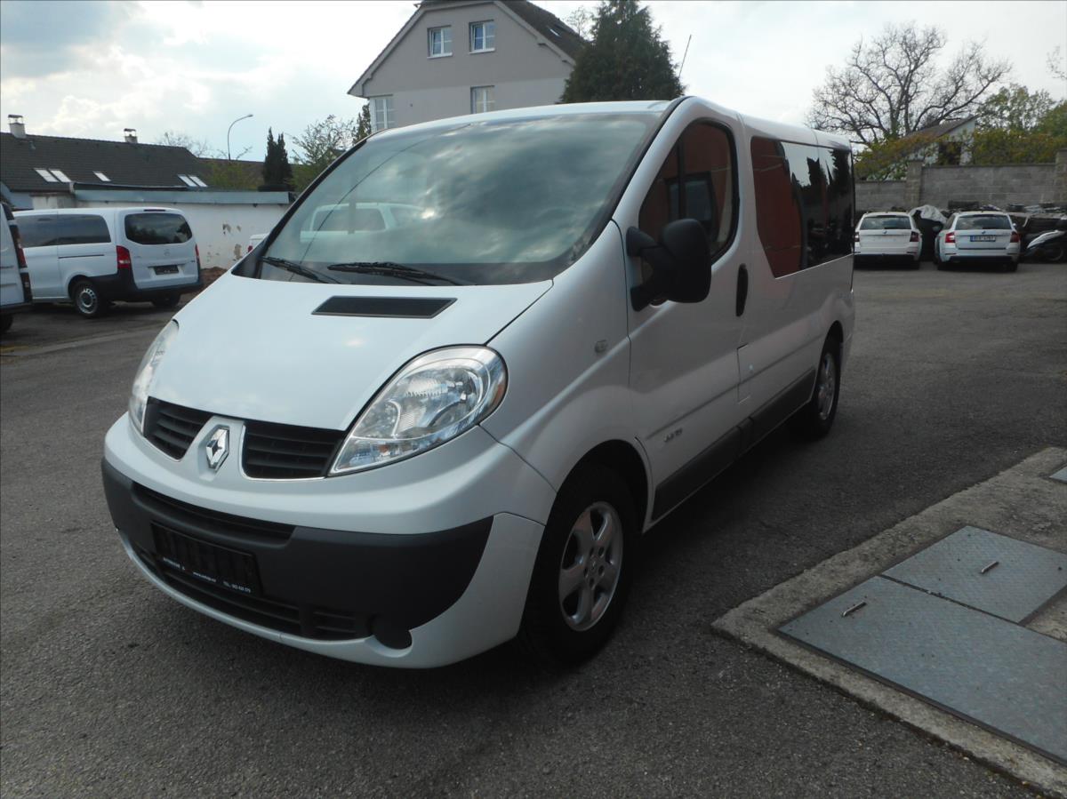 Renault Trafic 2,0 DCi  9 Míst
