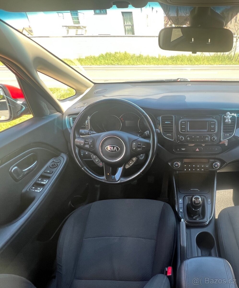 kia-carens-1-7-crdi-100-kw-comfort-plus - 4