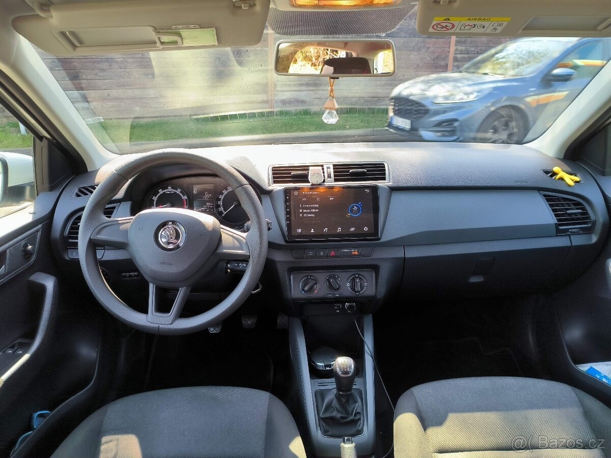 skoda-fabia-1-0-3-mpi-44-kw - 4
