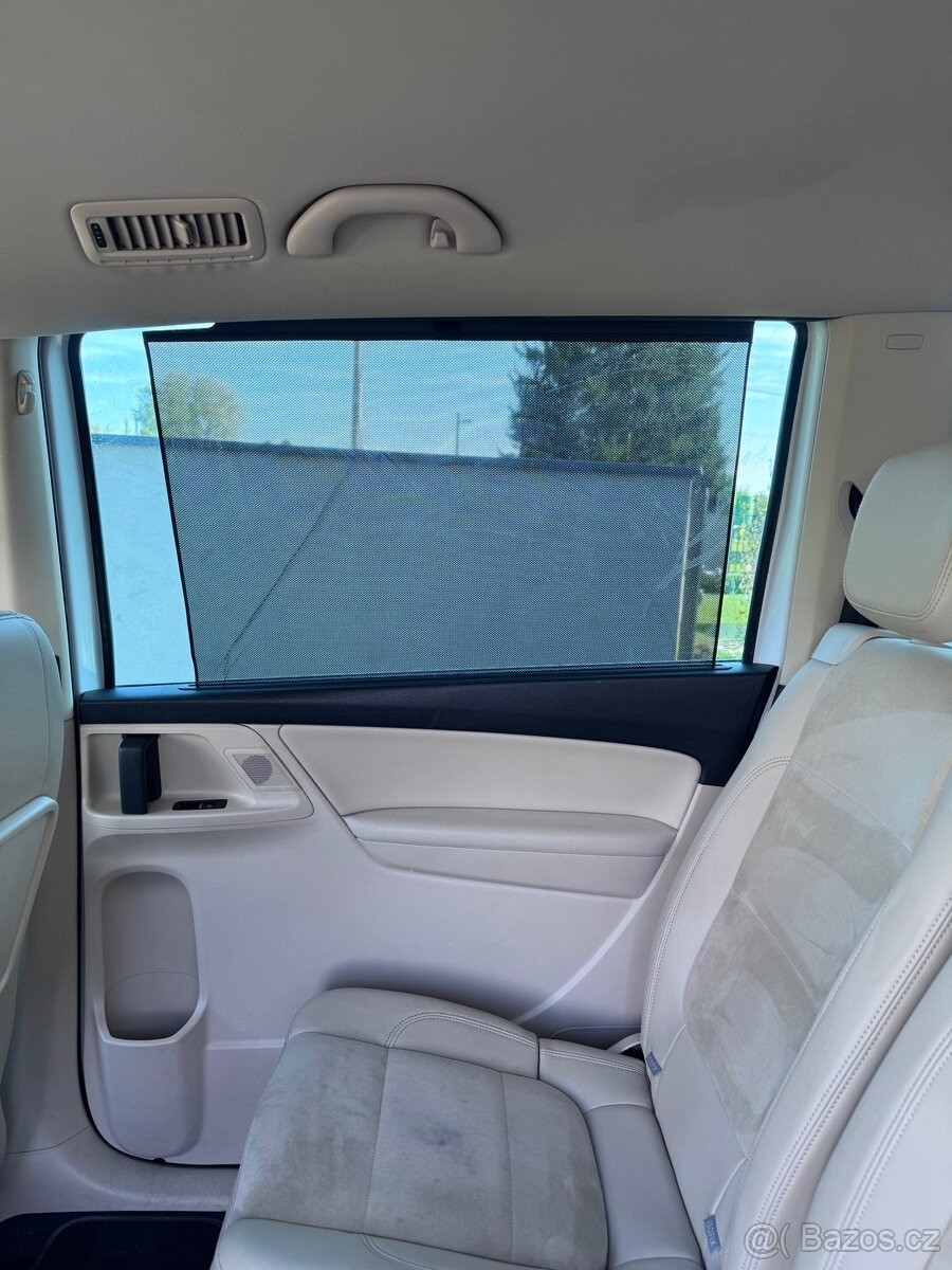 volkswagen-sharan-2-0-2-majitel-servisni-knizka - 9