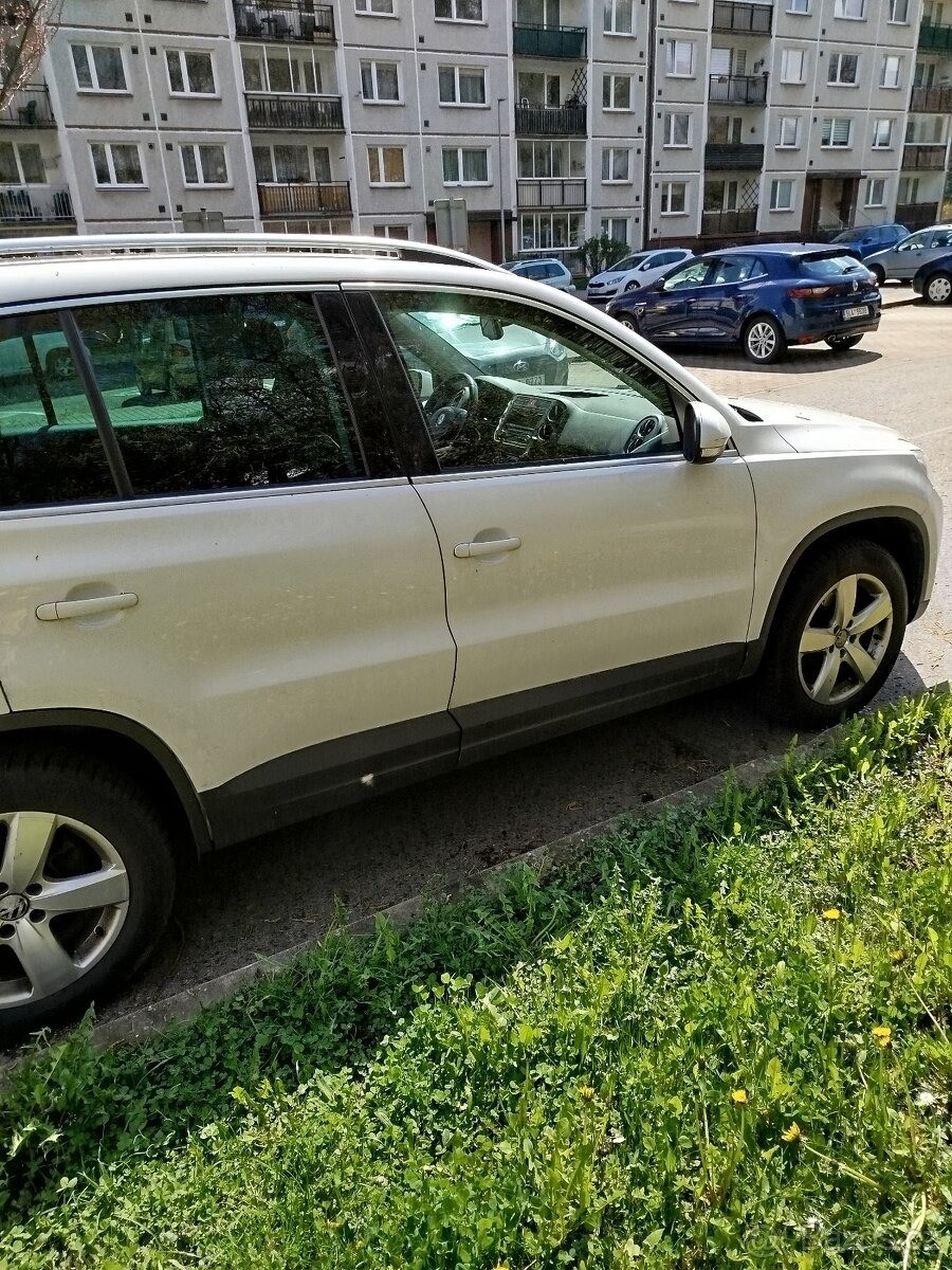 volkswagen-tiguan - 1