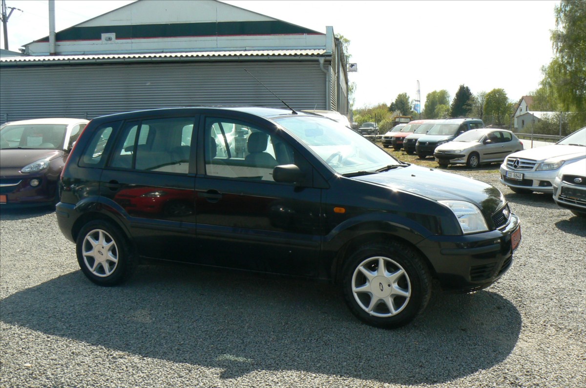 ford-fusion-1-6-4x-kola-zimni - 7