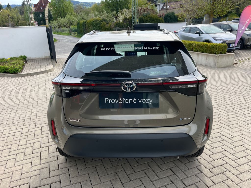 toyota-yaris-cross-1-5-hybrid-e-cvt-comfort - 4