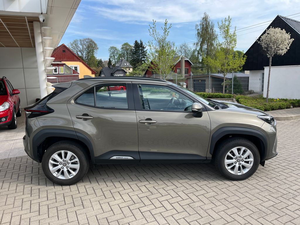 toyota-yaris-cross-1-5-hybrid-e-cvt-comfort - 6